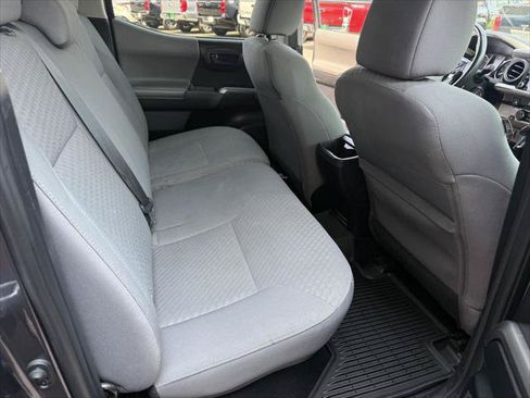 Certified 2021 Toyota Tacoma SR5 RWD image 19