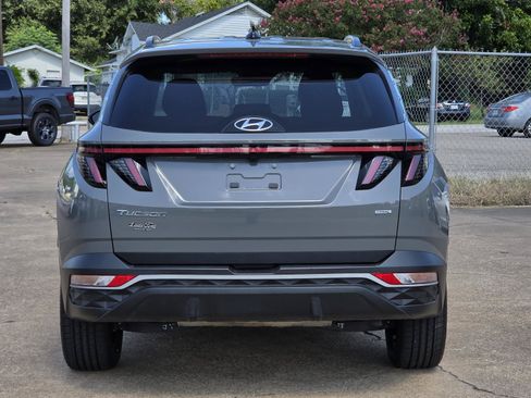 Used 2024 Hyundai Tucson SEL w/ Convenience Package AWD/4WD image 5