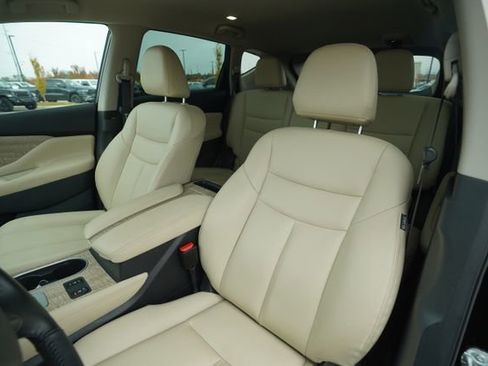 Used 2024 Nissan Murano SV image 35