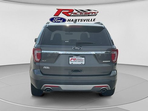 Used 2016 Ford Explorer XLT w/ Equipment Group 202A FWD image 5