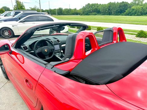 Used 2015 Porsche Boxster RWD image 10