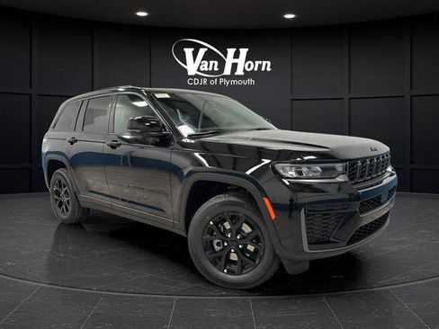 New 2026 Jeep Grand Cherokee Altitude AWD/4WD image 1
