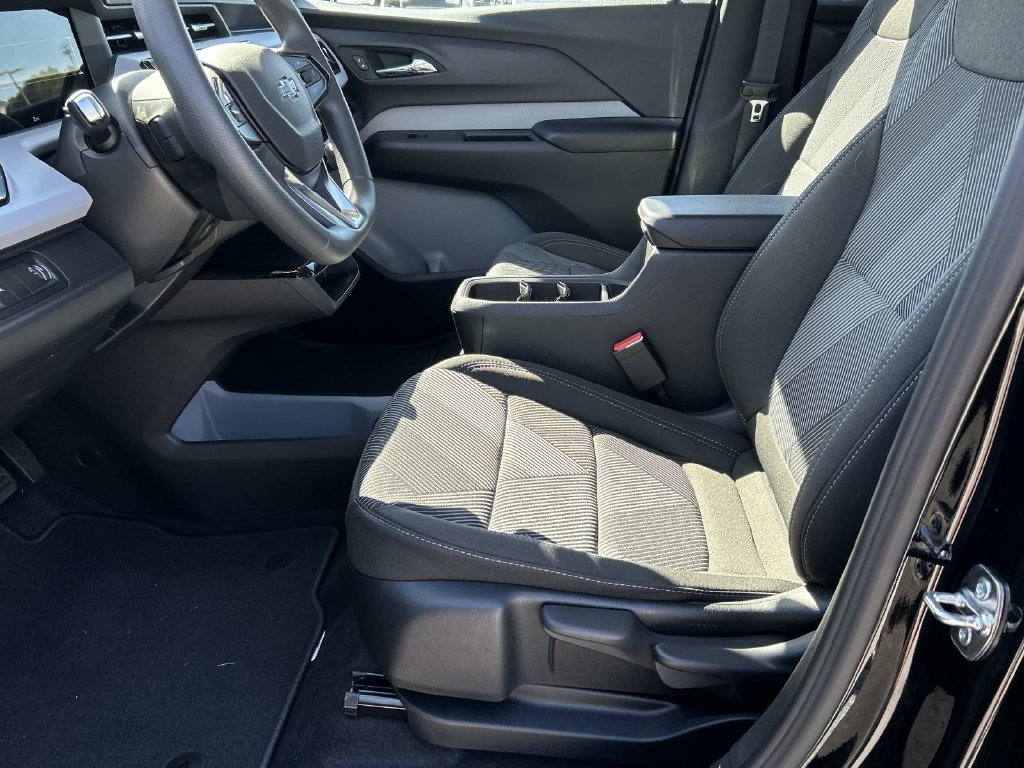 New 2027 Chevrolet Bolt LT FWD image 15