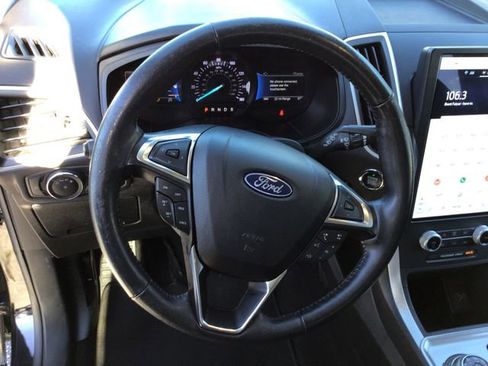Used 2023 Ford Edge SEL image 25