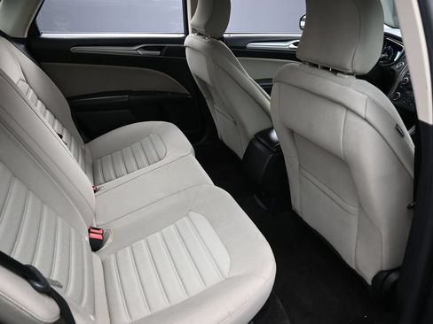 Used 2018 Ford Fusion S FWD image 26