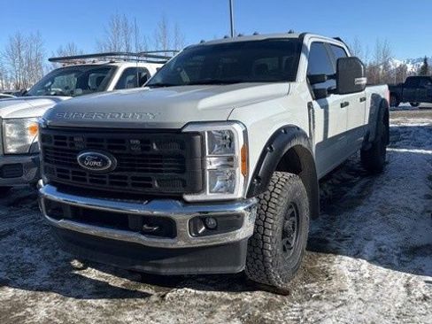 Used 2025 Ford F250 XL w/ XL Chrome Package image 1