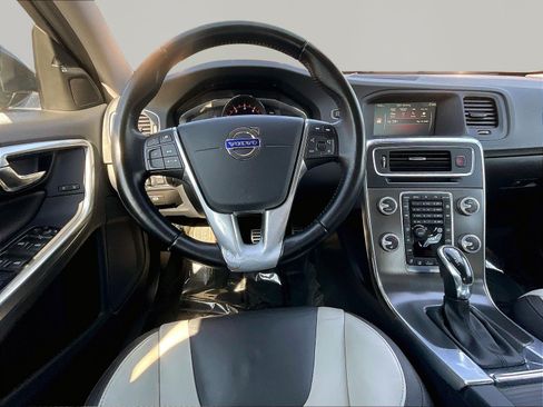 Used 2016 Volvo S60 T5 Cross Country Platinum w/ Protection Package AWD/4WD image 8