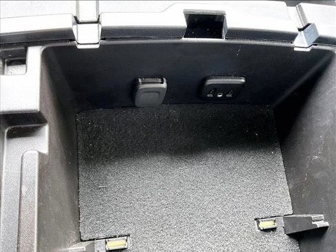 Used 2018 Chevrolet Silverado 1500 LT w/ All Star Edition image 26