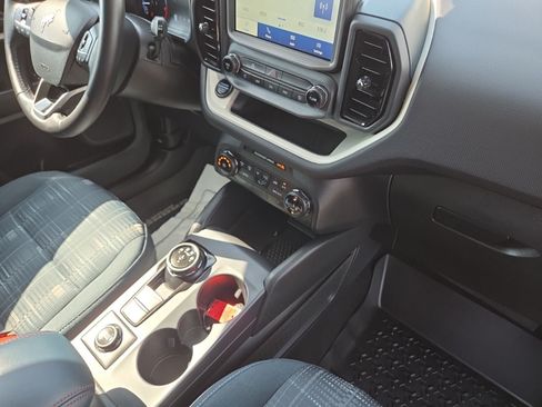 Certified 2024 Ford Bronco Sport Heritage w/ Heritage Convenience Package AWD/4WD image 36