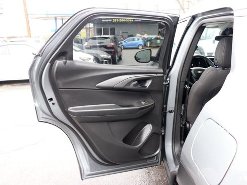 Used 2025 Chevrolet TrailBlazer LT image 22