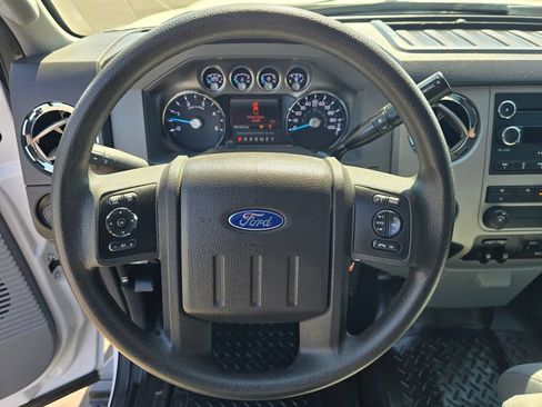 Used 2015 Ford F250 XLT w/ XLT Value Package AWD/4WD image 15
