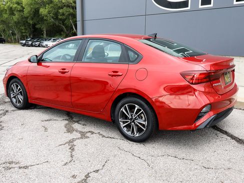 Used 2023 Kia Forte LXS image 6