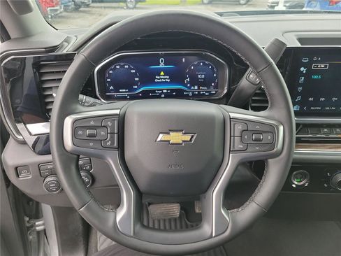 Used 2023 Chevrolet Silverado 1500 LT AWD/4WD image 23