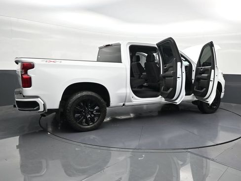 Used 2024 Chevrolet Silverado 1500 Custom AWD/4WD image 32