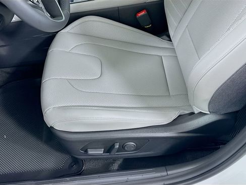 New 2026 Hyundai Elantra Limited image 20