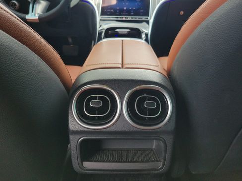 Used 2023 Mercedes-Benz C 300 Sedan image 14