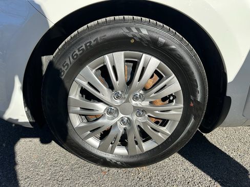 Used 2017 Kia Rio LX image 28