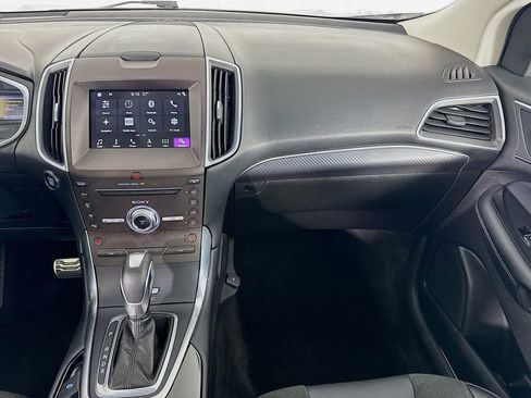 Used 2017 Ford Edge Sport w/ Technology Package image 28