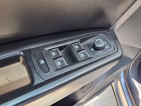 Used 2019 Volkswagen Atlas SEL FWD image 22