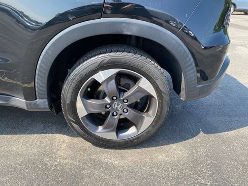 Used 2018 Honda HR-V EX image 14