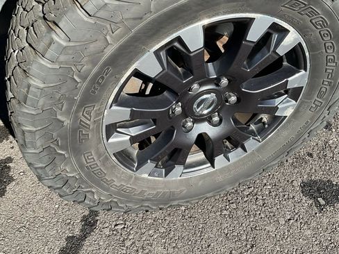 Used 2019 Nissan Titan PRO-4X w/ Pro-4x Utility Package image 13