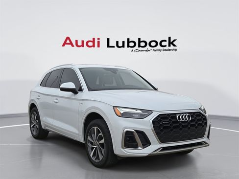 Used 2023 Audi Q5 2.0T Premium w/ Convenience Package image 1