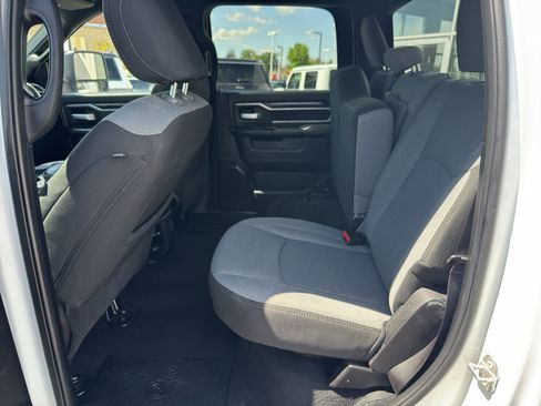 Used 2024 RAM 2500 Big Horn AWD/4WD image 17