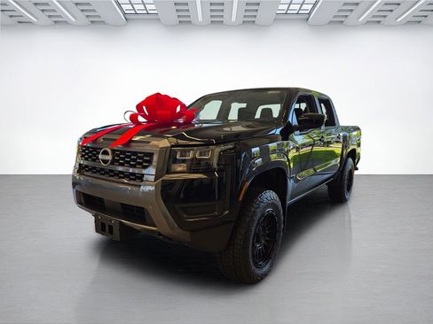 New 2026 Nissan Frontier SV w/ Tow Package AWD/4WD image 4