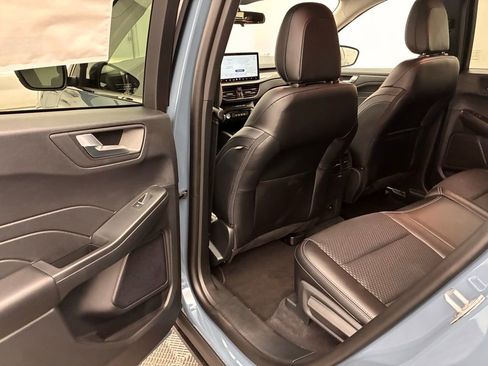 New 2026 Ford Escape SE image 29