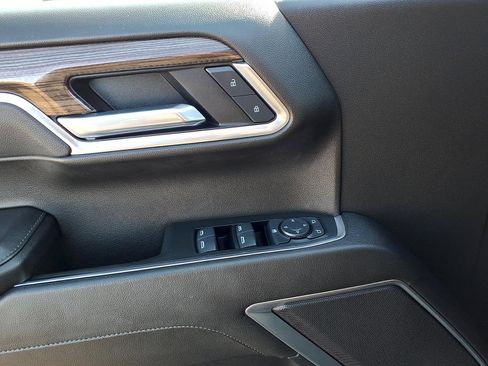 Certified 2025 Chevrolet Silverado 1500 LT image 9