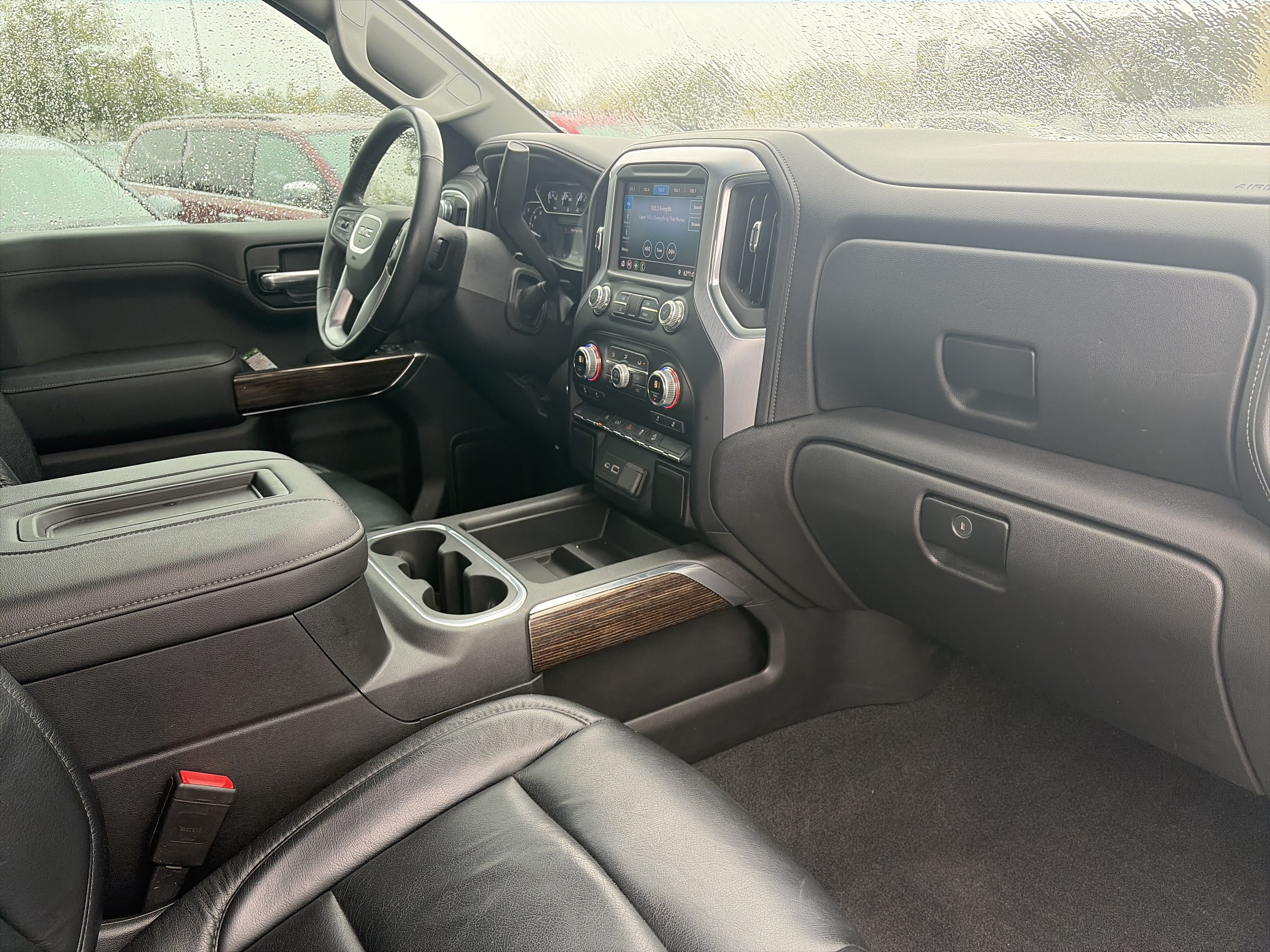 Used 2020 GMC Sierra 1500 Elevation w/ Elevation Value Package AWD/4WD image 16