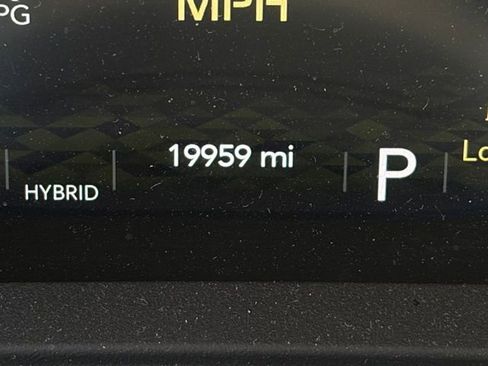 Used 2024 Jeep Wrangler Unlimited Rubicon 4xe w/ Technology Group image 15