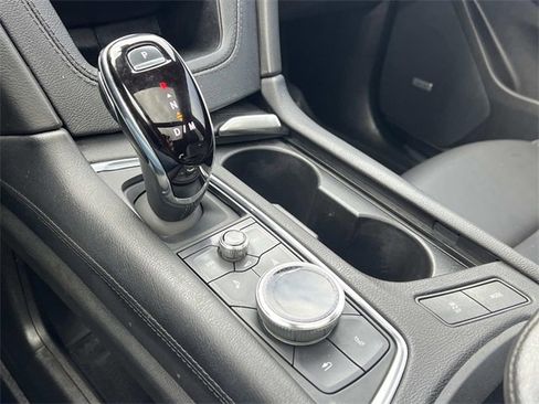 Certified 2023 Cadillac XT5 Premium Luxury w/ LPO, Floor Liner Package image 23