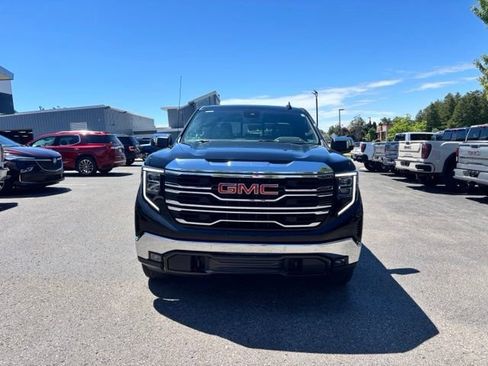 Used 2023 GMC Sierra 1500 SLT w/ SLT Premium Package AWD/4WD image 3