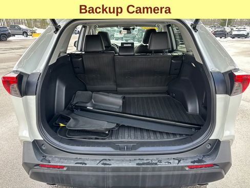Certified 2022 Toyota RAV4 XLE Premium image 13