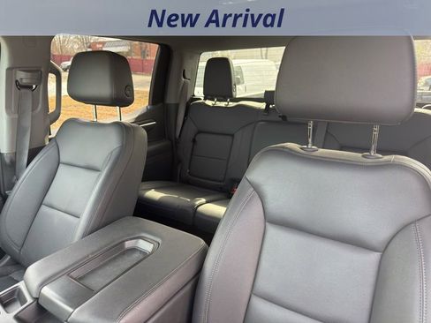 Certified 2025 GMC Sierra 1500 SLT image 10