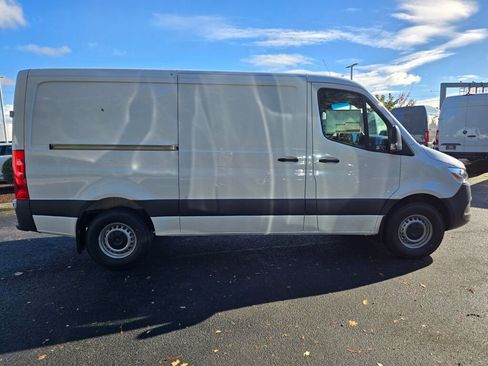New 2026 Mercedes-Benz Sprinter 2500 image 7