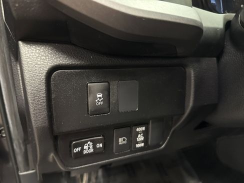 Used 2023 Toyota Tacoma TRD Sport image 27