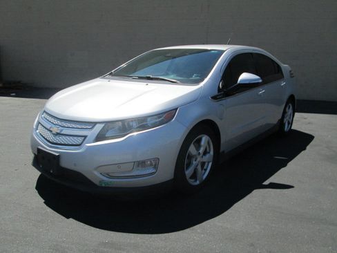 Used 2014 Chevrolet Volt Premium w/ Premium Trim Package FWD image 1