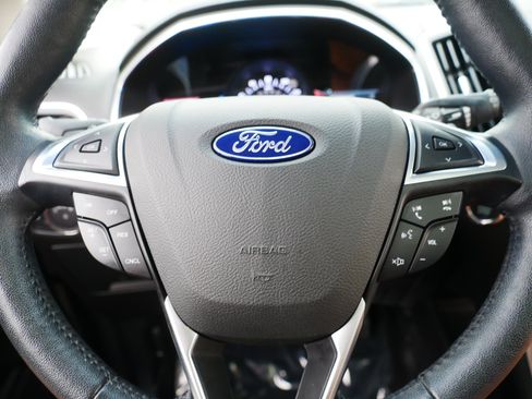 Used 2018 Ford Edge Titanium w/ Equipment Group 301A AWD/4WD image 24