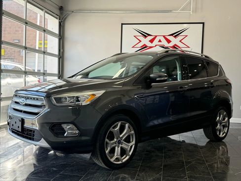 Used 2018 Ford Escape Titanium AWD/4WD image 3