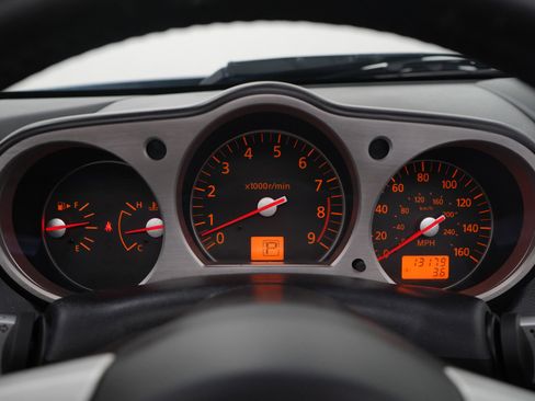 Used 2007 Nissan 350Z Enthusiast RWD image 19