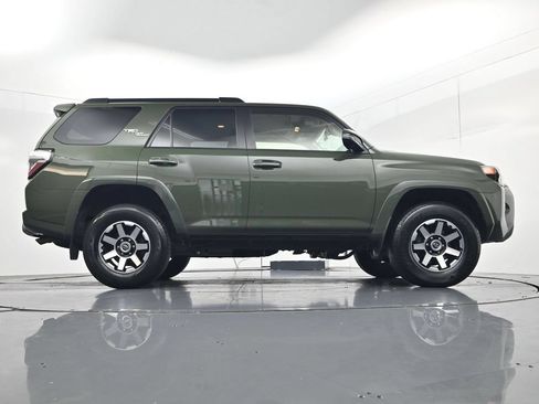 Used 2022 Toyota 4Runner TRD Off-Road Premium AWD/4WD image 53