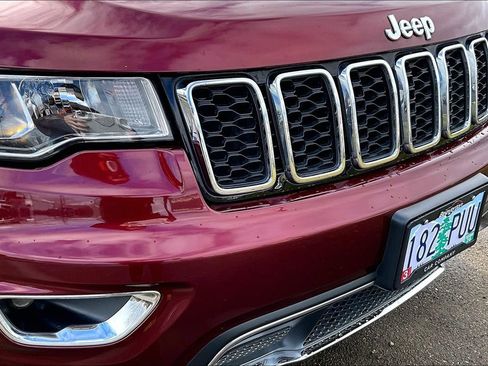 Used 2022 Jeep Grand Cherokee Limited image 33