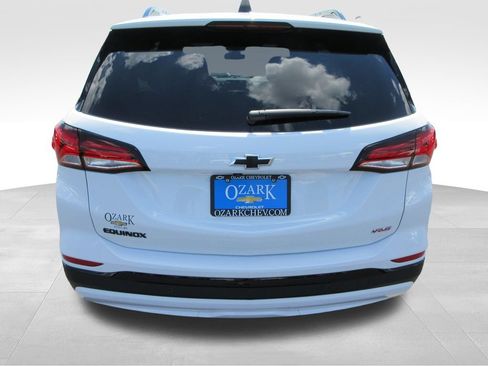 Certified 2024 Chevrolet Equinox RS FWD image 4
