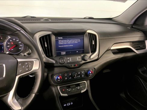 Used 2024 GMC Terrain SLT AWD/4WD image 6