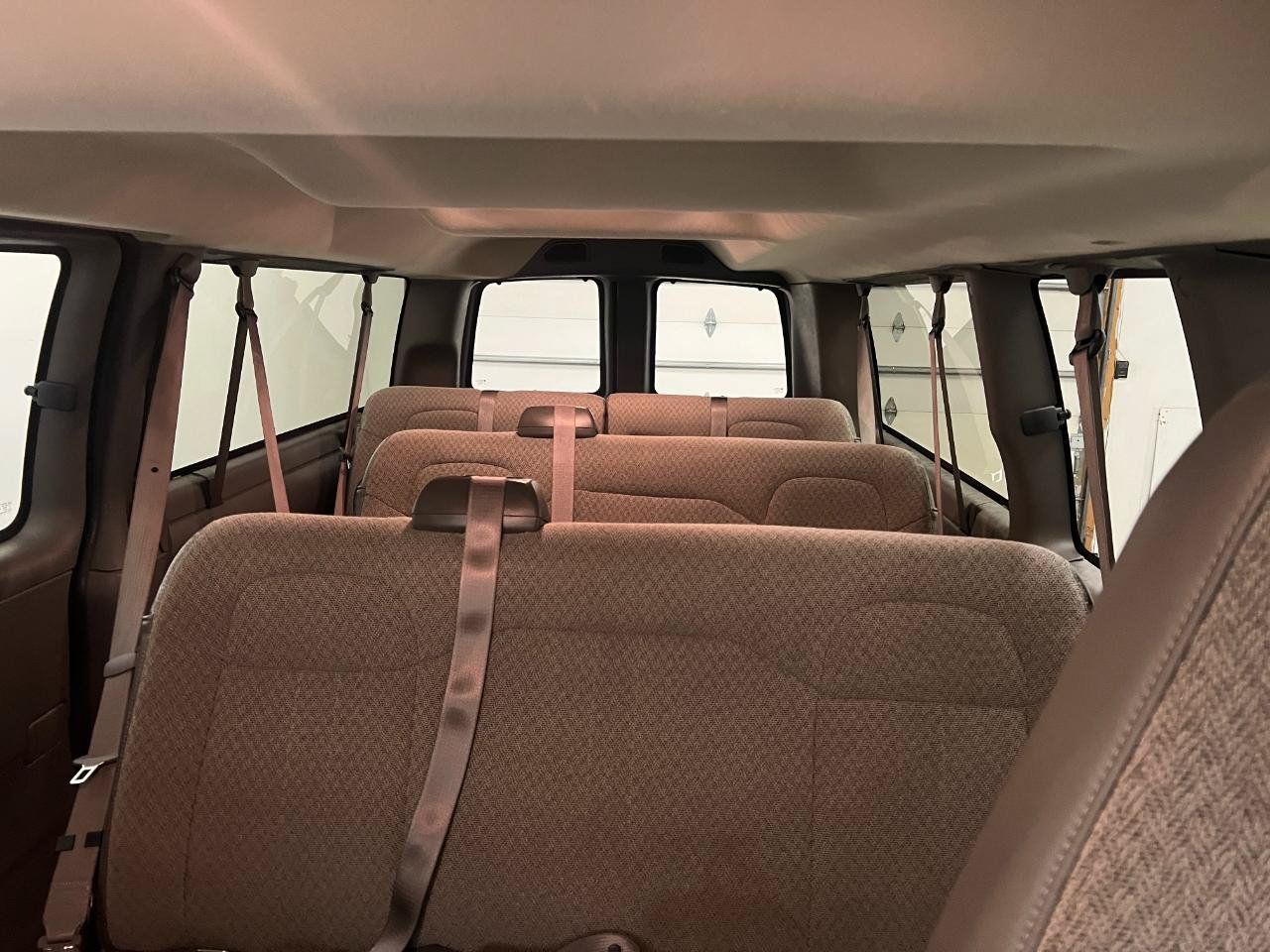 Used 2025 Chevrolet Express 3500 LT w/ LT Preferred Equipment Group RWD image 48