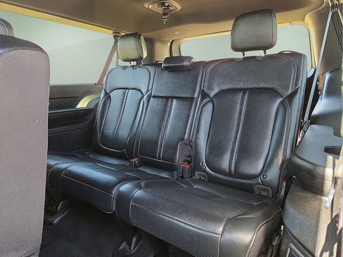 Used 2024 Jeep Wagoneer L Series II w/ Flexible Seating Group image 13