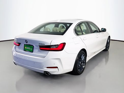 Used 2026 BMW 330i xDrive Sedan image 10