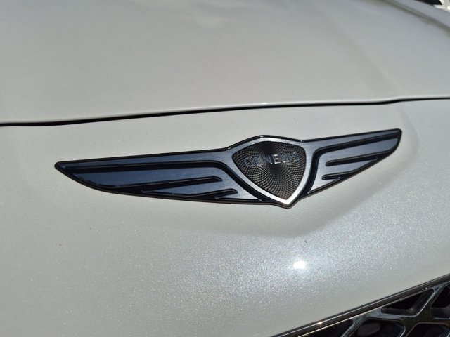 Used 2025 Genesis G70 2.5T AWD/4WD image 27